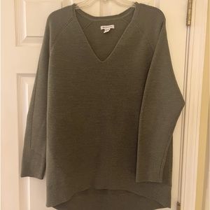 Athleta Hanover V Neck Sweater ~ Large